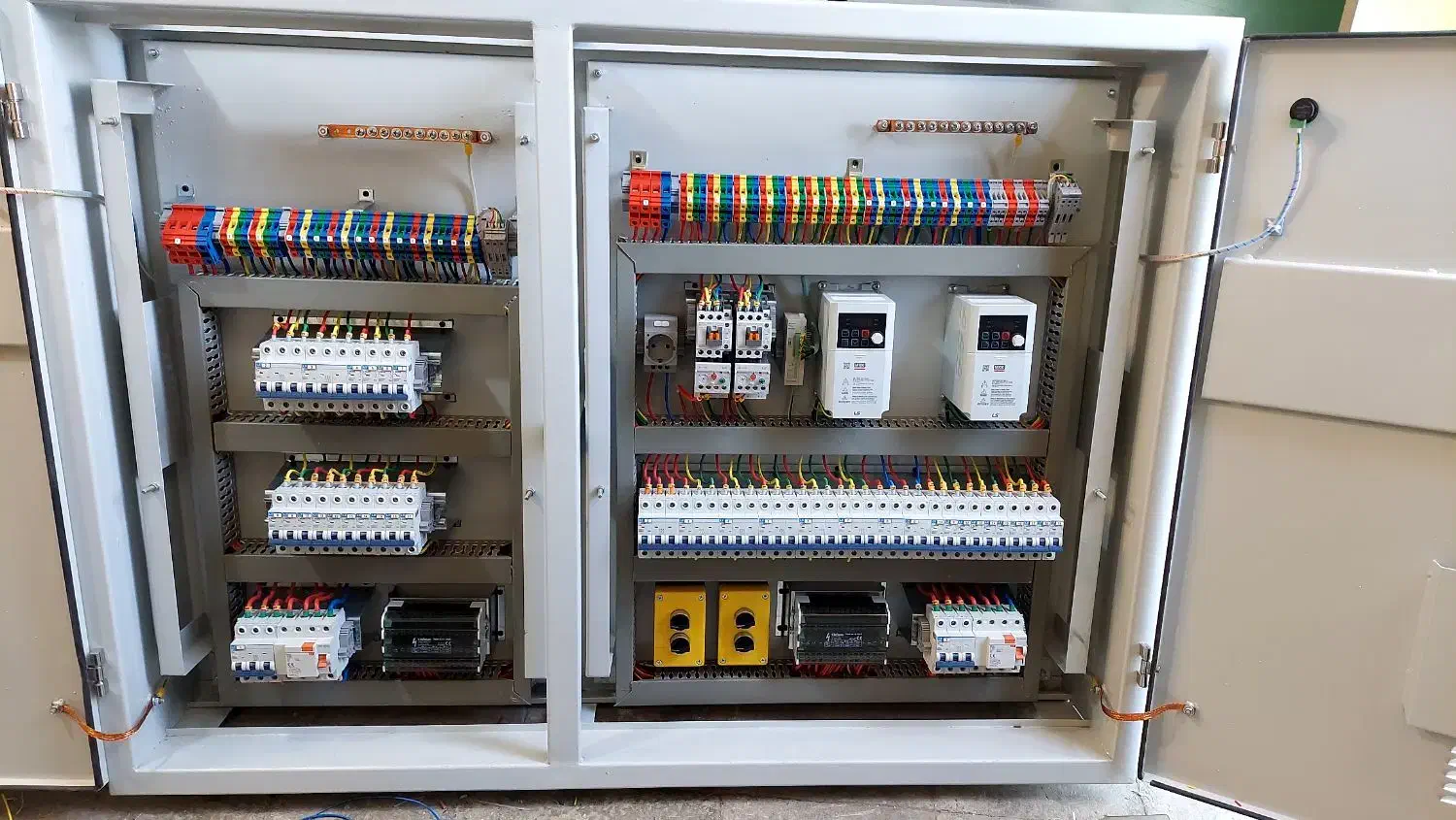 برقکار صنعتی|خدمات پیشه و مهارت|شیراز, احمدآباد|دیوار