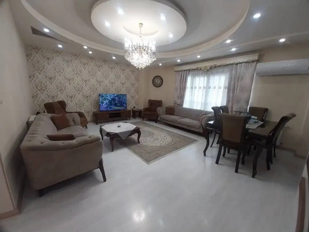 ۱۰۰متری سرمایه گذاری|فروش آپارتمان|رشت, بازار|دیوار