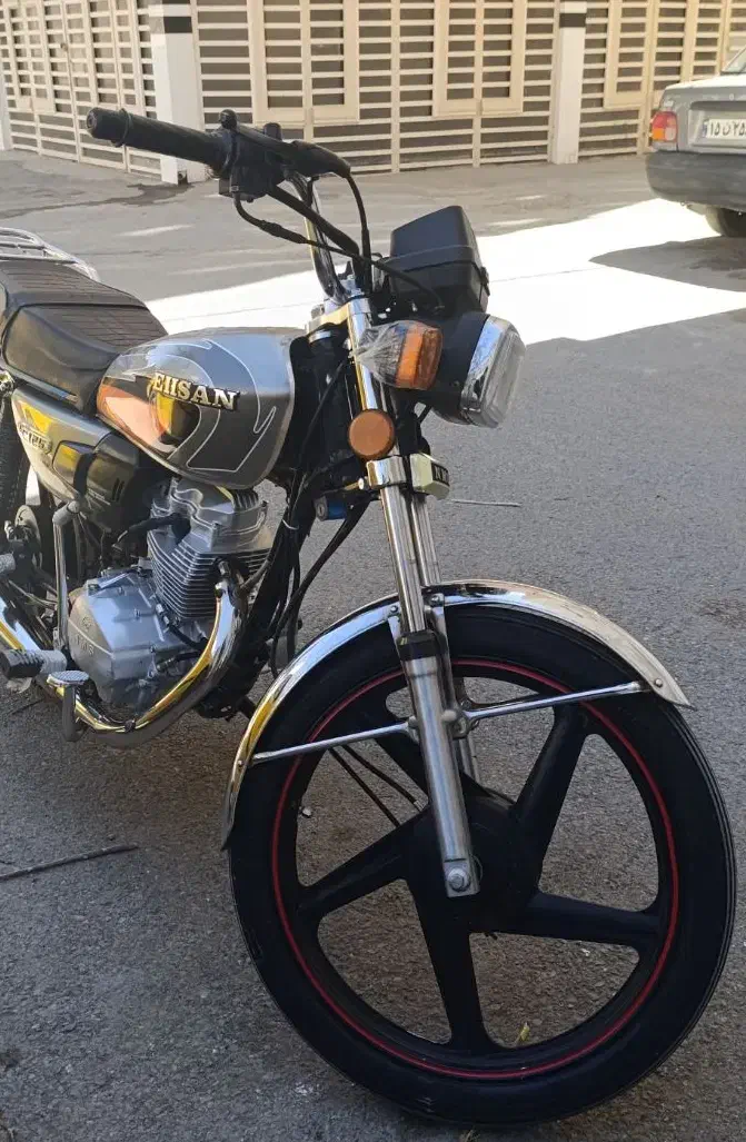 احسان مدل 402|موتورسیکلت|تربتحیدریه, میدان مرکزی|دیوار