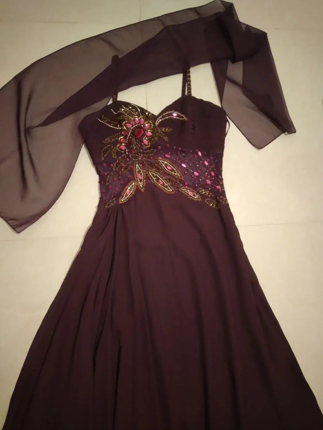 لباس مجلسی سایز ۳۸ و ۴۰|لباس|رشت, چله خانه|دیوار