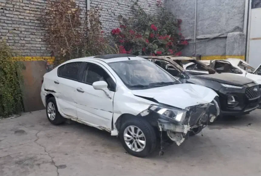 تصادفی برلیانس 96 .H230. AT.|خودرو سواری و وانت|شیراز, محمدیه|دیوار