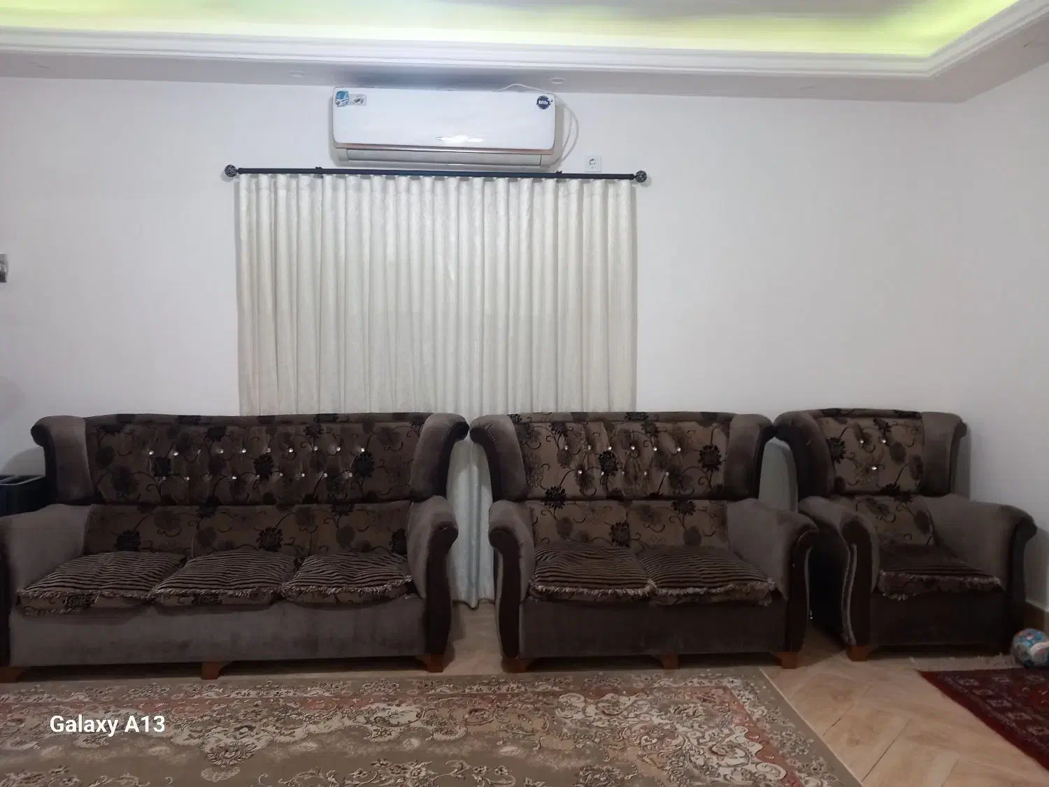 مبل شیش نفره رنگ قهوه ای|مبلمان خانگی و میز عسلی|گنبد کاووس, |دیوار