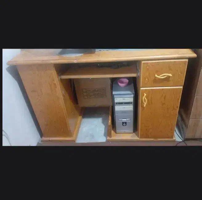 میزر|میز تحریر و کامپیوتر|گنبد کاووس, |دیوار