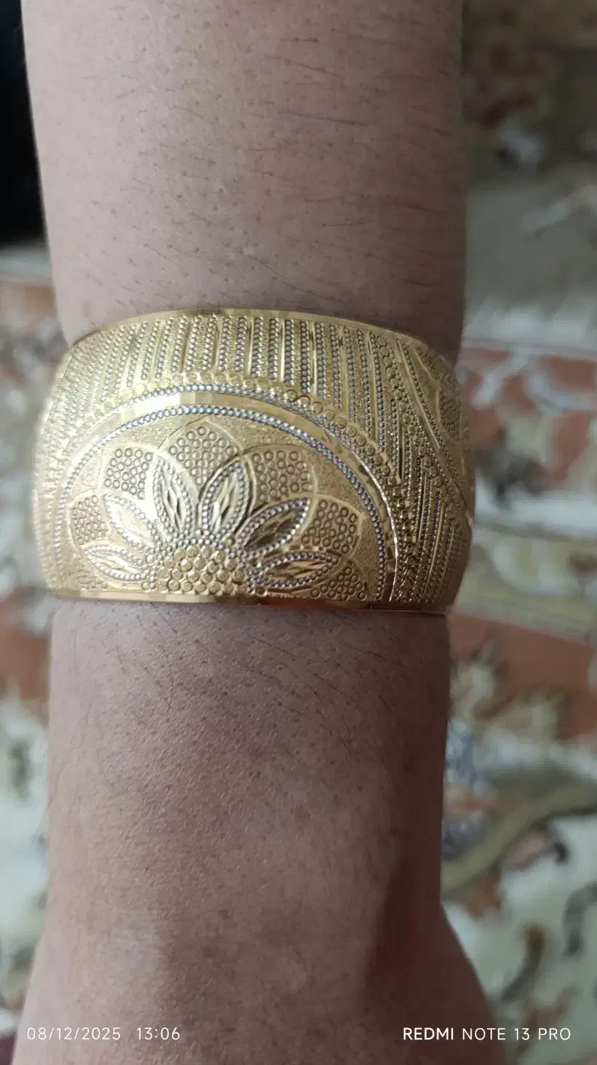 طلا کارکرده|جواهرات|هرسین, |دیوار