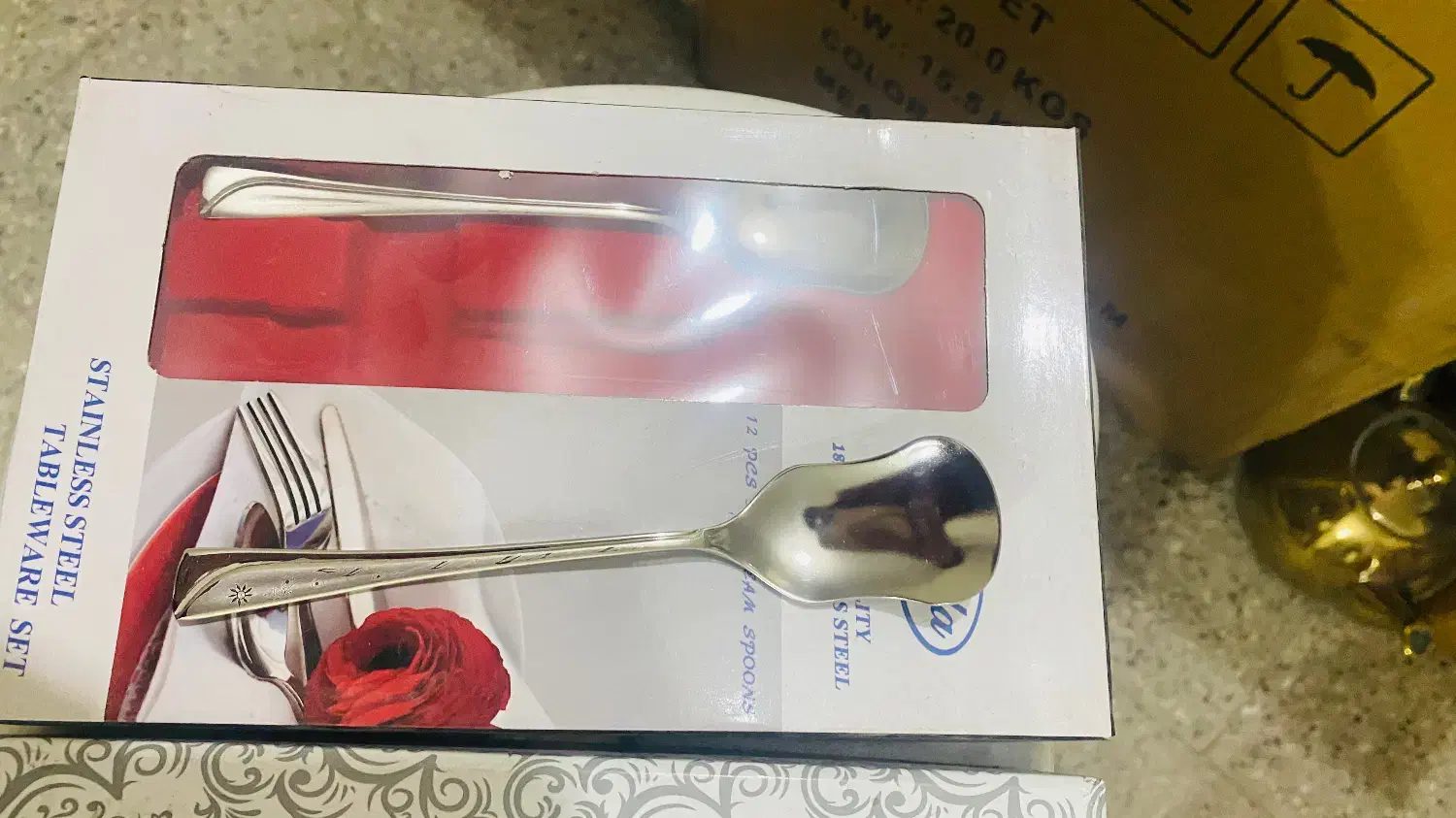 ظروف آشپزخانه|ظروف سرو و پذیرایی|مشهد, کوشش|دیوار