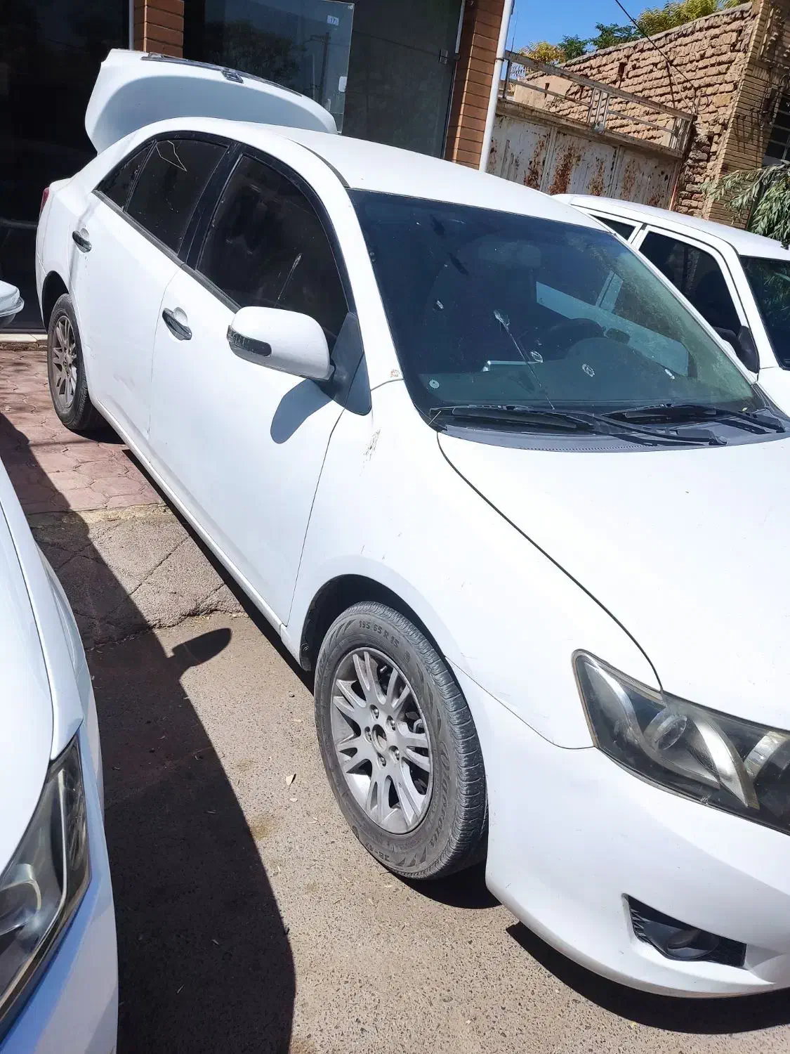 آریو اتومات سفید مدل94|خودرو سواری و وانت|کاشان, ولیعصر|دیوار