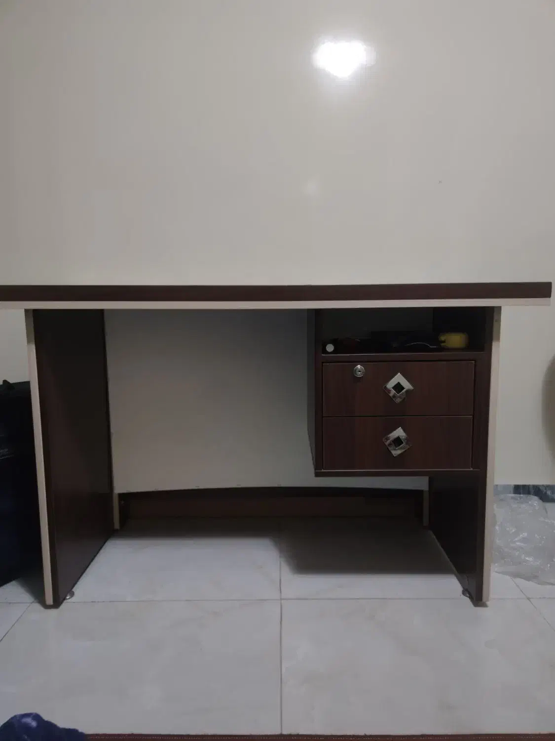 میز وصندلی مدیریت|دفتر کار|بروجرد, |دیوار