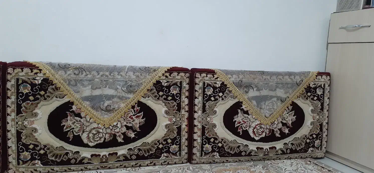 ۶ عدد پشتی|پشتی|کرمانشاه, |دیوار