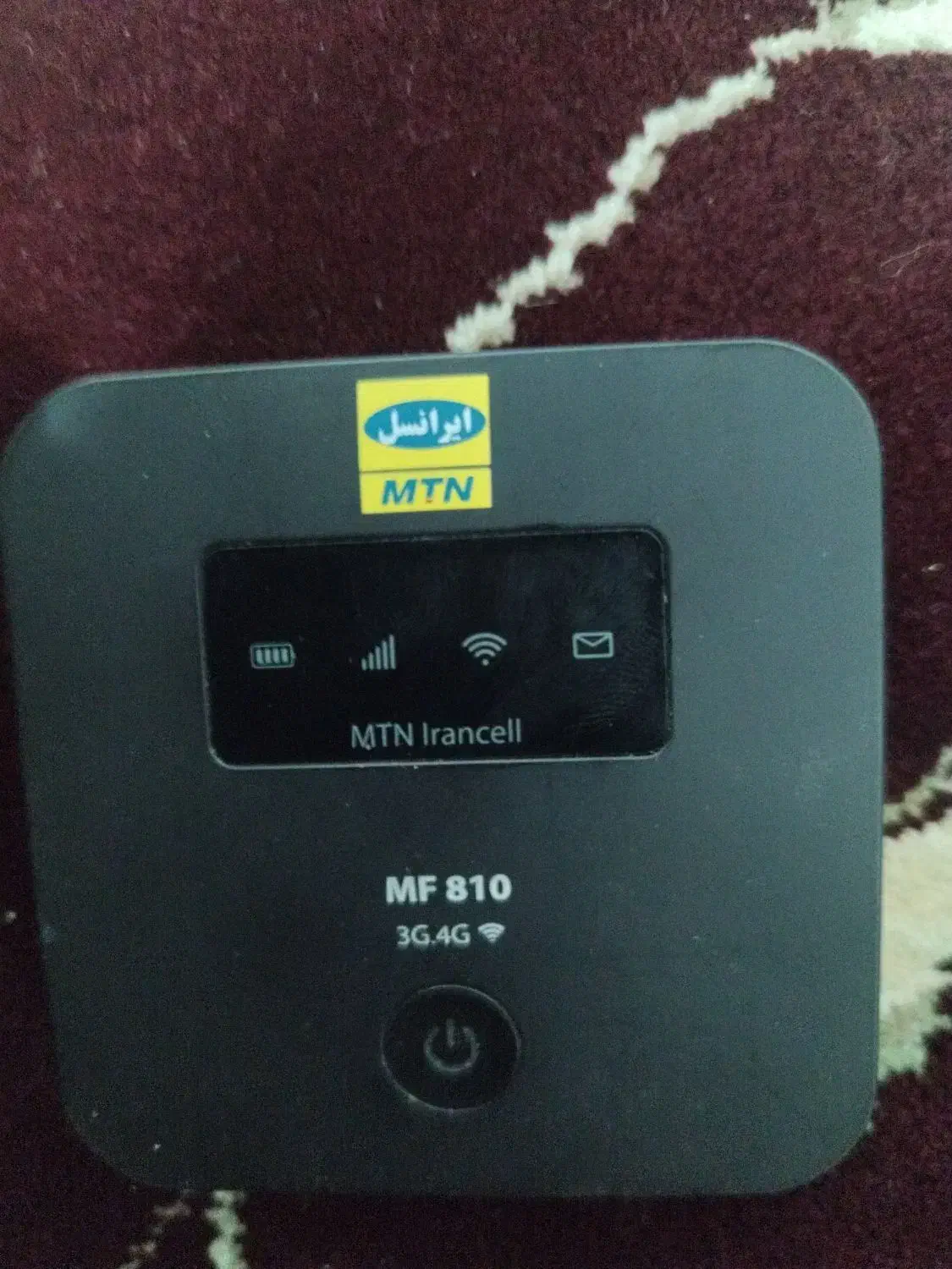 مودم جیبی ایرانسل f4 به همراه سیم شارژر|مودم و تجهیزات شبکه|بیستون, |دیوار