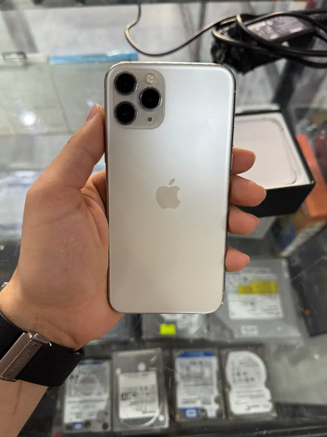 11pro 256 83%|موبایل|کرمان, |دیوار