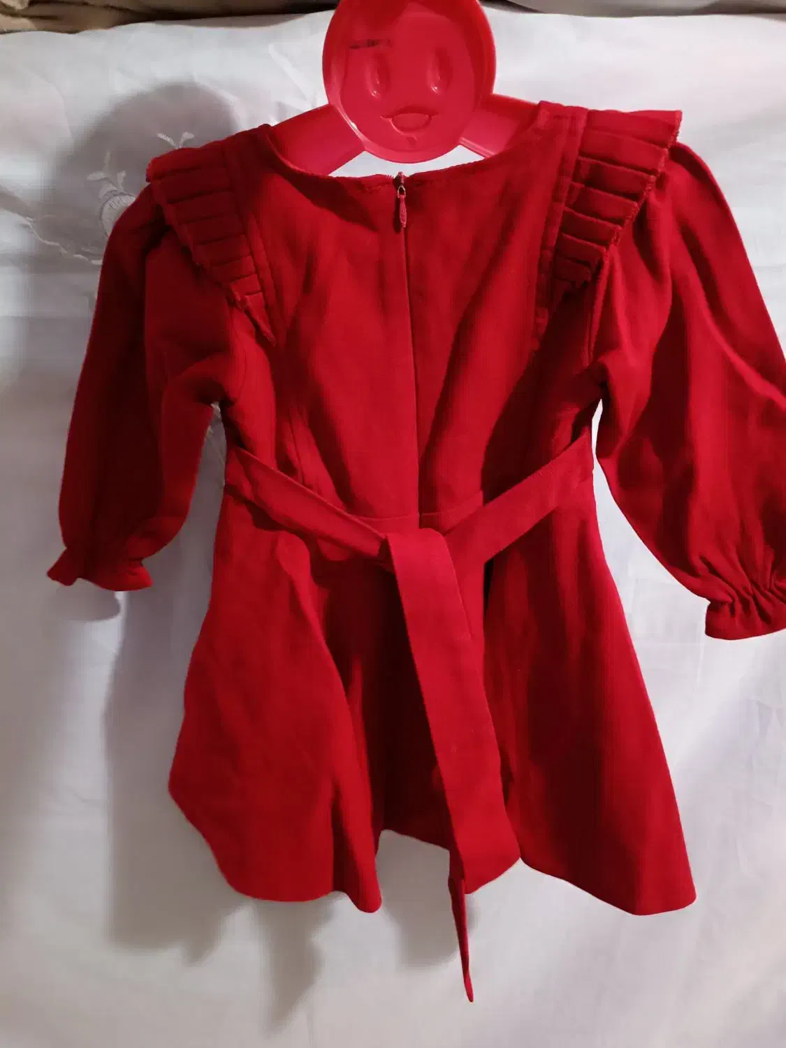 لباس یلدایی|کفش و لباس بچه|ری, تصفیه خانه|دیوار