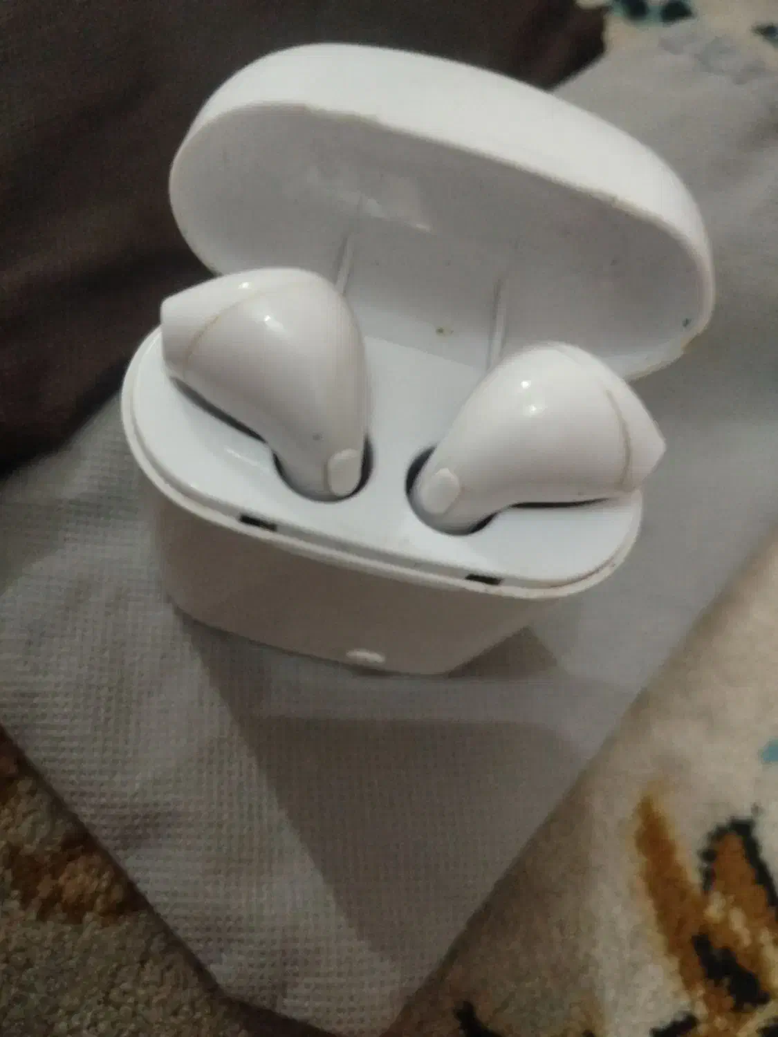 ایرپاد درحد|لوازم جانبی موبایل و تبلت|قم, سرحوض|دیوار