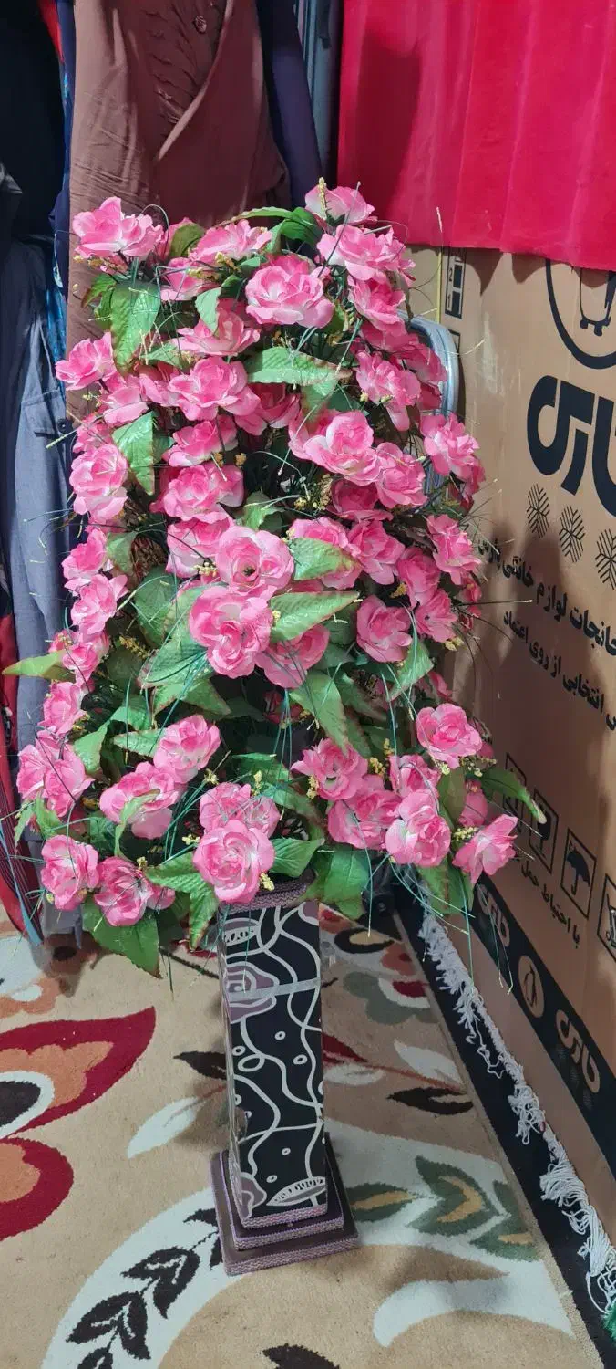 گل و درختچه ی بسیار زیبا و استفاده نشده|گل مصنوعی|زابل, |دیوار