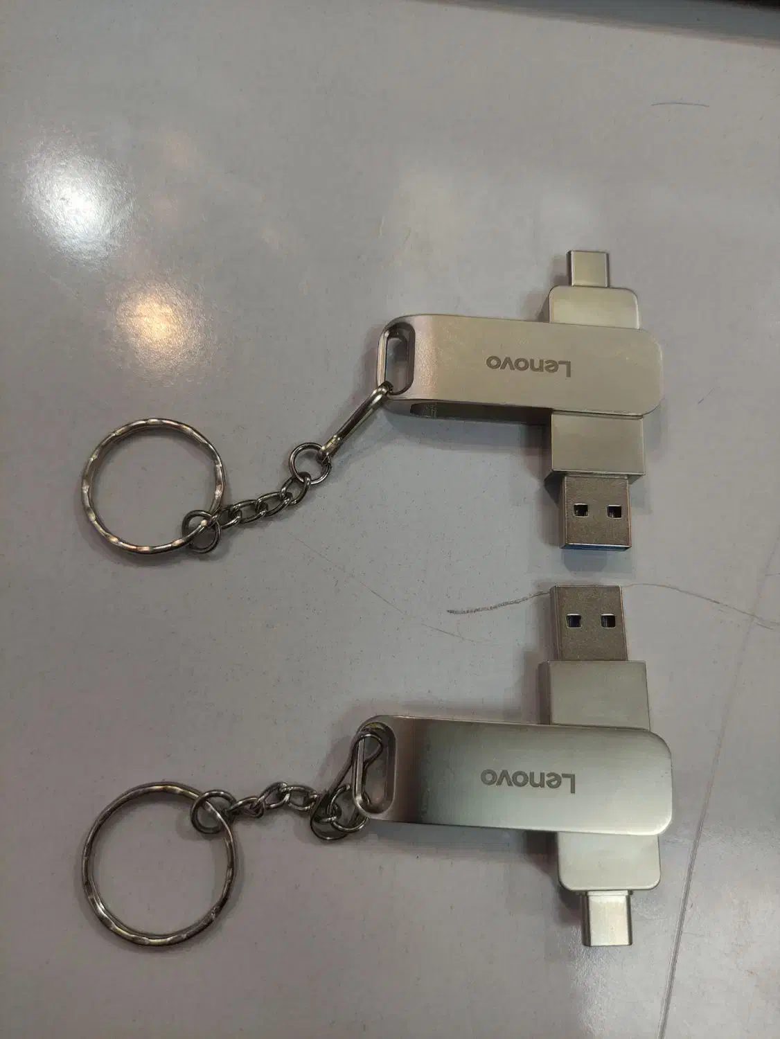 فلش لنوو ۱ترا اصل دو عدد|قطعات و لوازم جانبی رایانه|کرج, گلشهر|دیوار