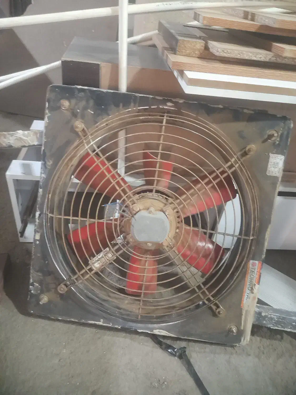 هواکش ۶۰ در ۶۰|پنکه و تصفیه‌کنندهٔ هوا|چهاردانگه (تهران), |دیوار