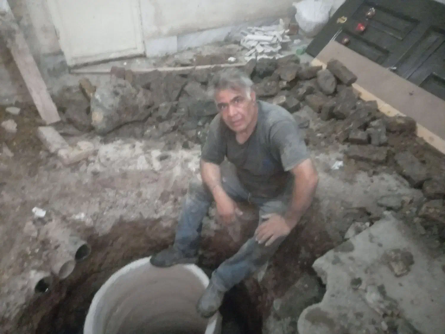 حفر چاه فاضلاب با قیمت عالی|خدمات پیشه و مهارت|کرج, فاز ۴ مهرشهر|دیوار