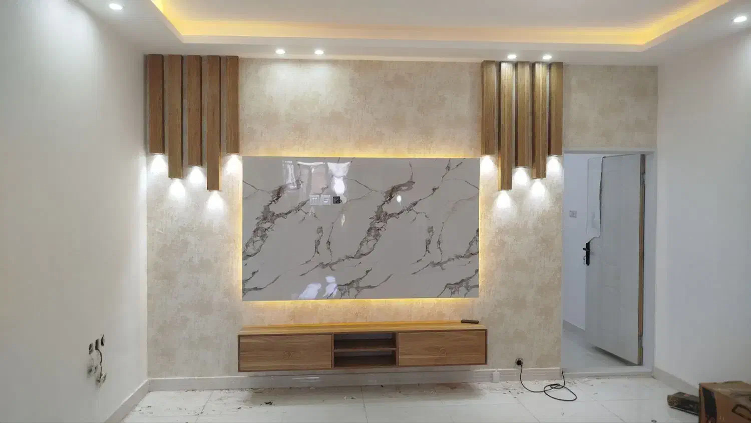 خدمات نصب و تعمیر لوازم ام دی اف mdf و نصب قرنیز|خدمات پیشه و مهارت|اردبیل, |دیوار