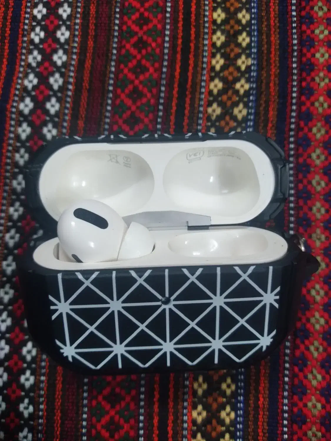 ایرپاد پرو|لوازم جانبی موبایل و تبلت|قم, شهرک مهدیه (مدرس)|دیوار