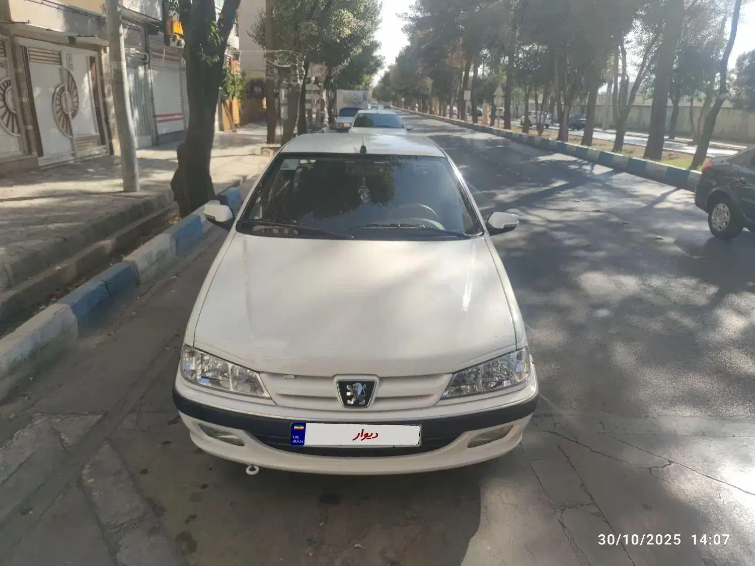 پژوپارسtu5مدل۱۳۹۲بدون رنگ تشخیص رنگ عکس دوم|خودرو سواری و وانت|شاهین‌شهر, گزبرخوار|دیوار