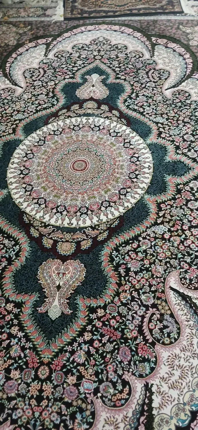 فرش ۹ متری|فرش|قدس, شهرقدس|دیوار