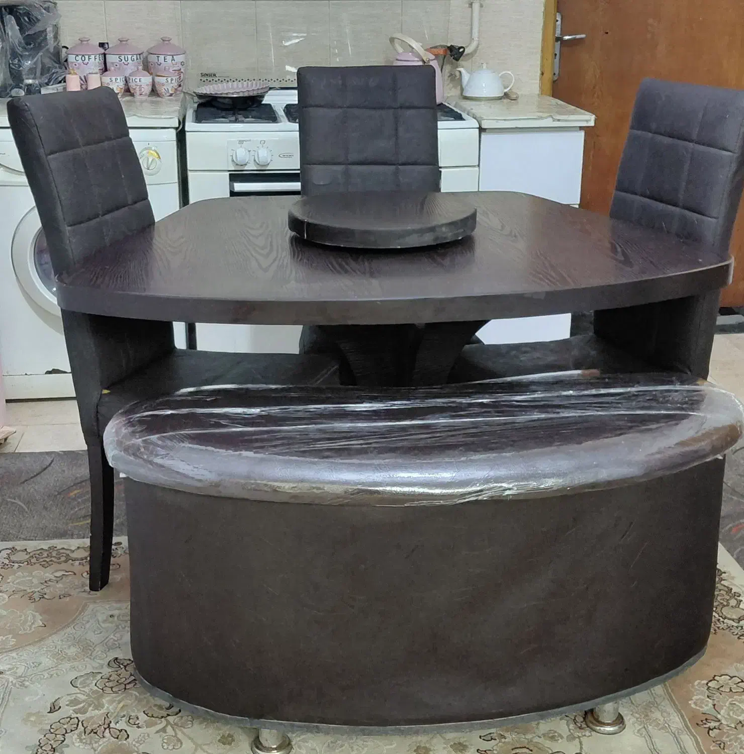 میز نهار خوری ۵نفره|میز و صندلی غذاخوری|لاهیجان, کوی آزادگان|دیوار