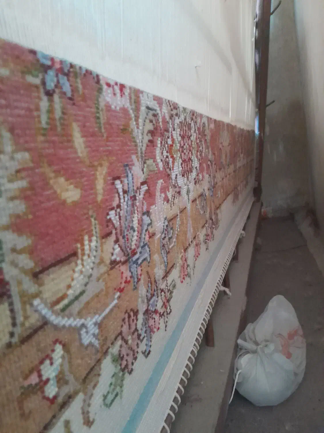 فرش اولیا نیمه کاره دوتا|فرش|مراغه, |دیوار