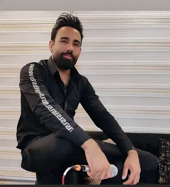 خواننده مجالس هستم همراه تالار آتلیه باغ درخدمت ..|خدمات پذیرایی، مراسم|مشهد, عبادی|دیوار