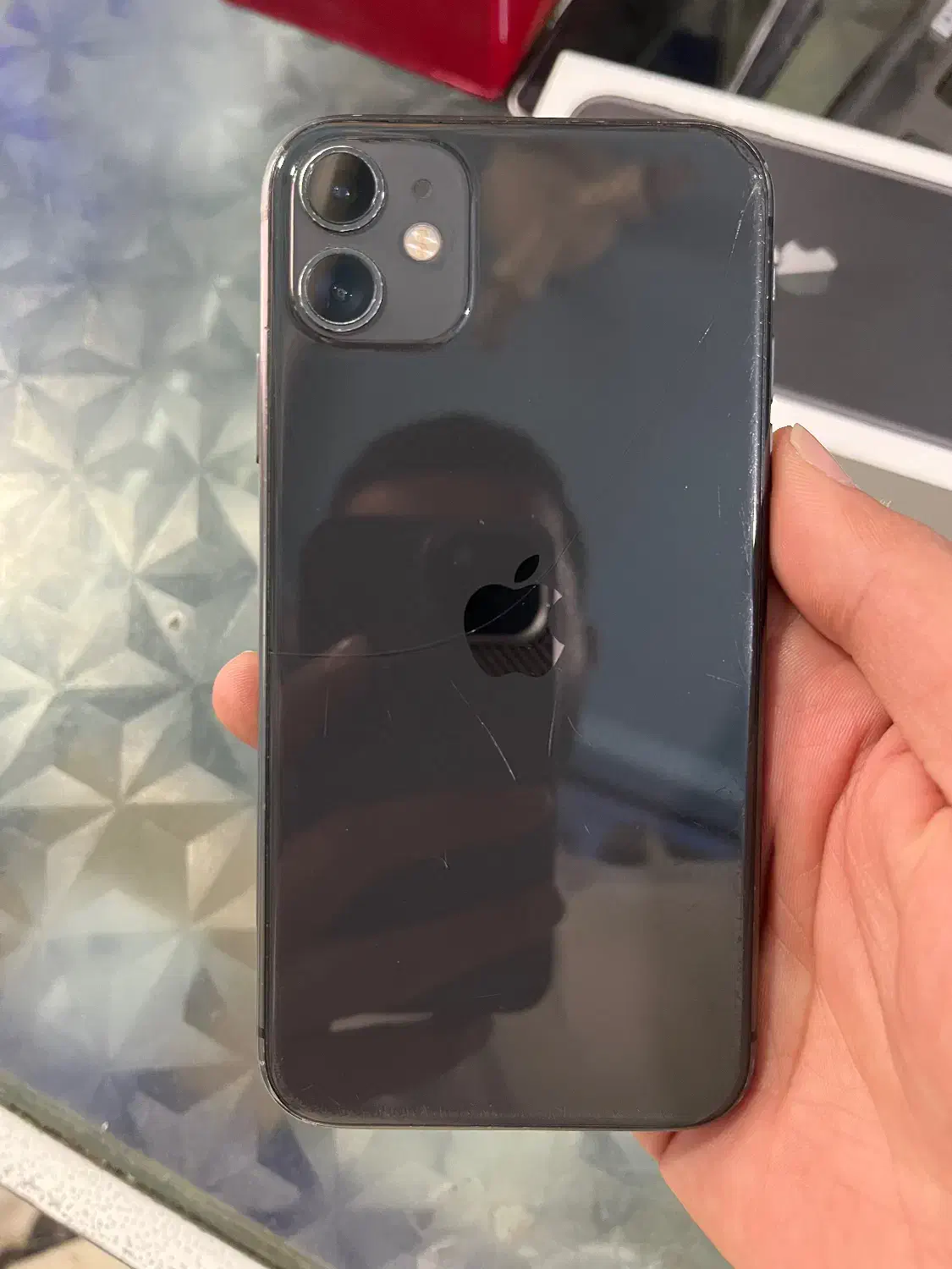 ایفون ۱۱ نرمال|موبایل|چالوس, |دیوار