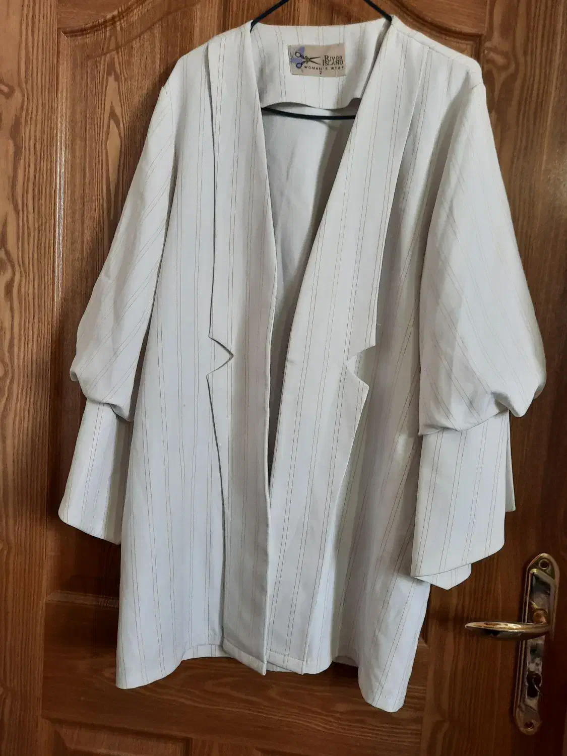 مانتومجلسی|لباس|یزد, |دیوار