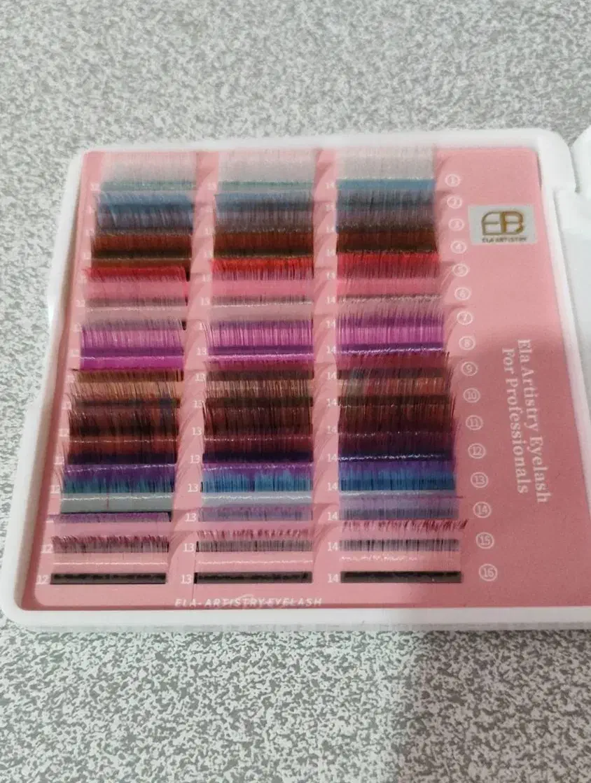 لوازم اکستنشن مژه+کله مانکن|آرایشی، بهداشتی، درمانی|رشت, چله خانه|دیوار