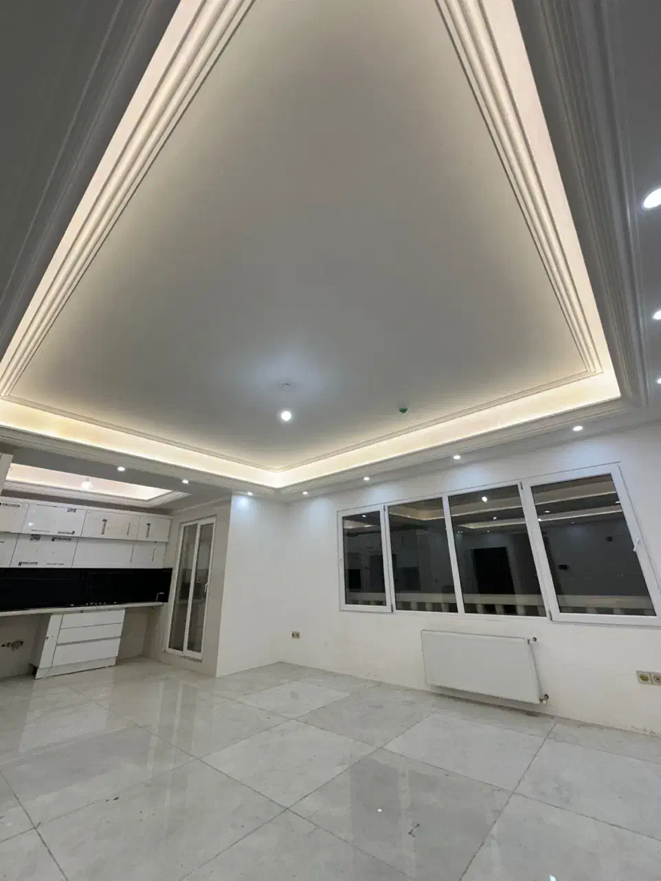 ۱۴۵متر ویودار بلوار دانشگاه طبقه آخر تکواحدی|فروش آپارتمان|لاهیجان, کوی استادان|دیوار