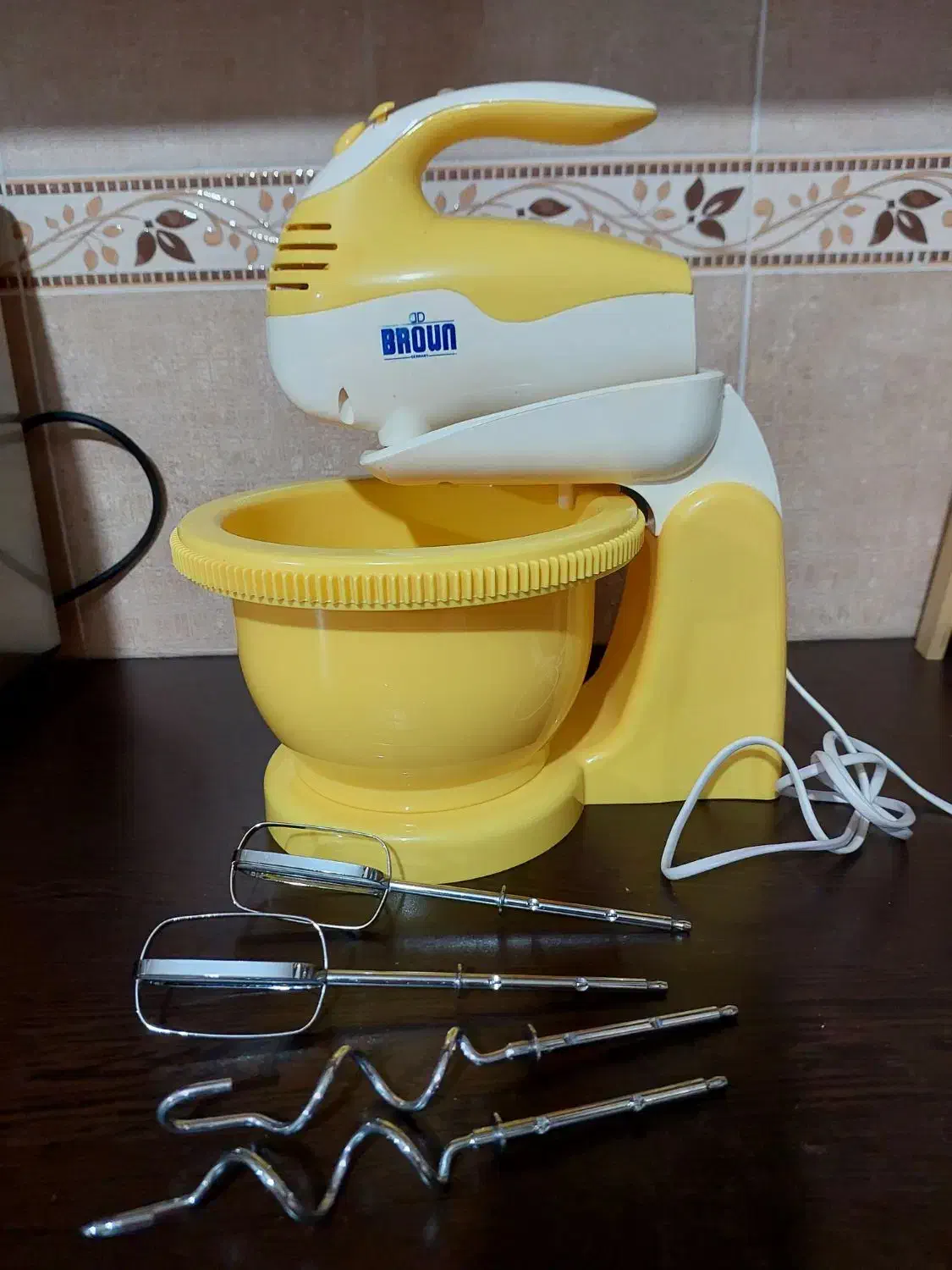 هم زن برقی|خردکن، آسیاب، غذاساز|قیروکارزین, |دیوار