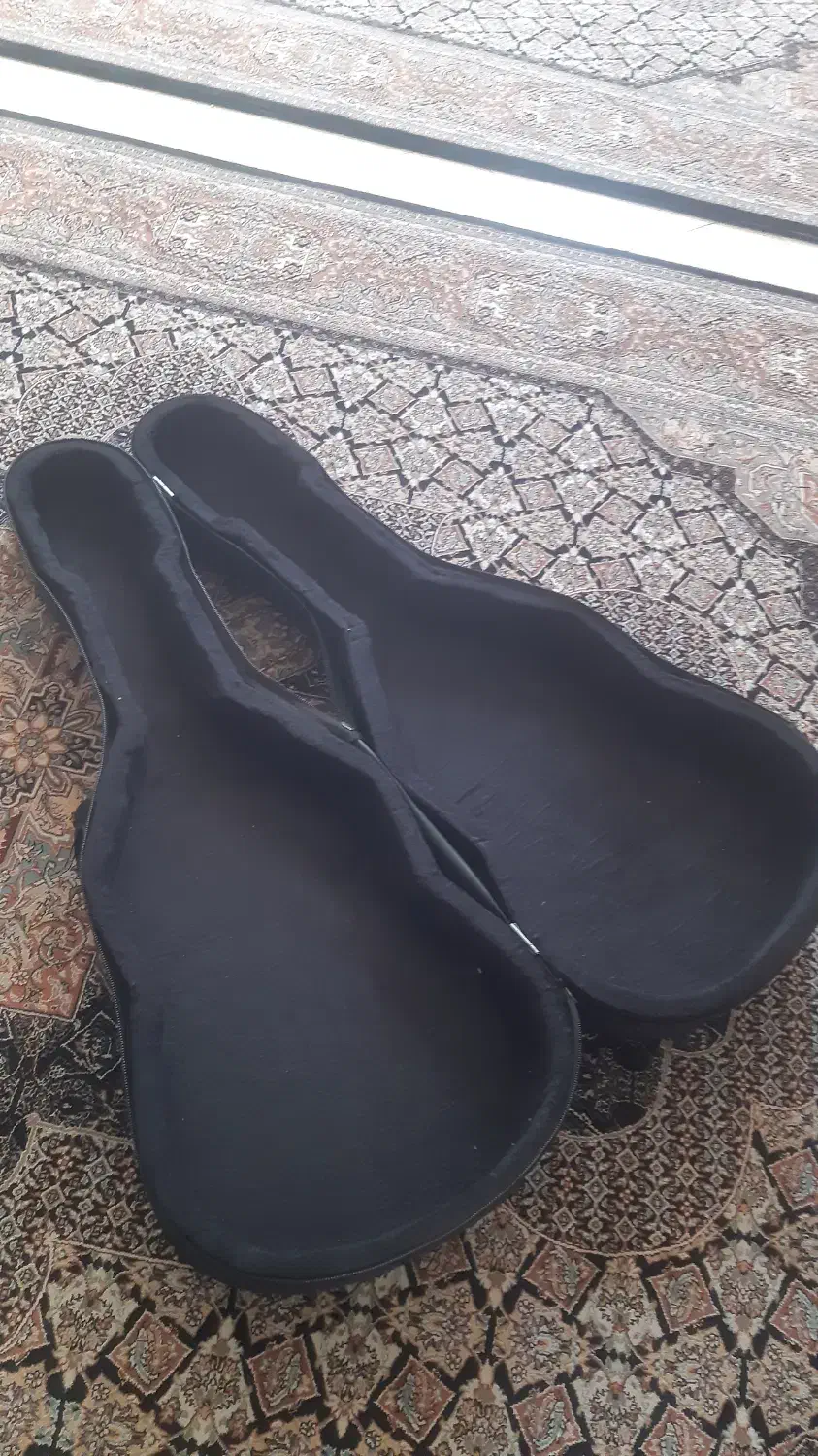 کیف حمل گیتار خیلی محکم|گیتار، بیس، امپلیفایر|قم, بنیاد|دیوار