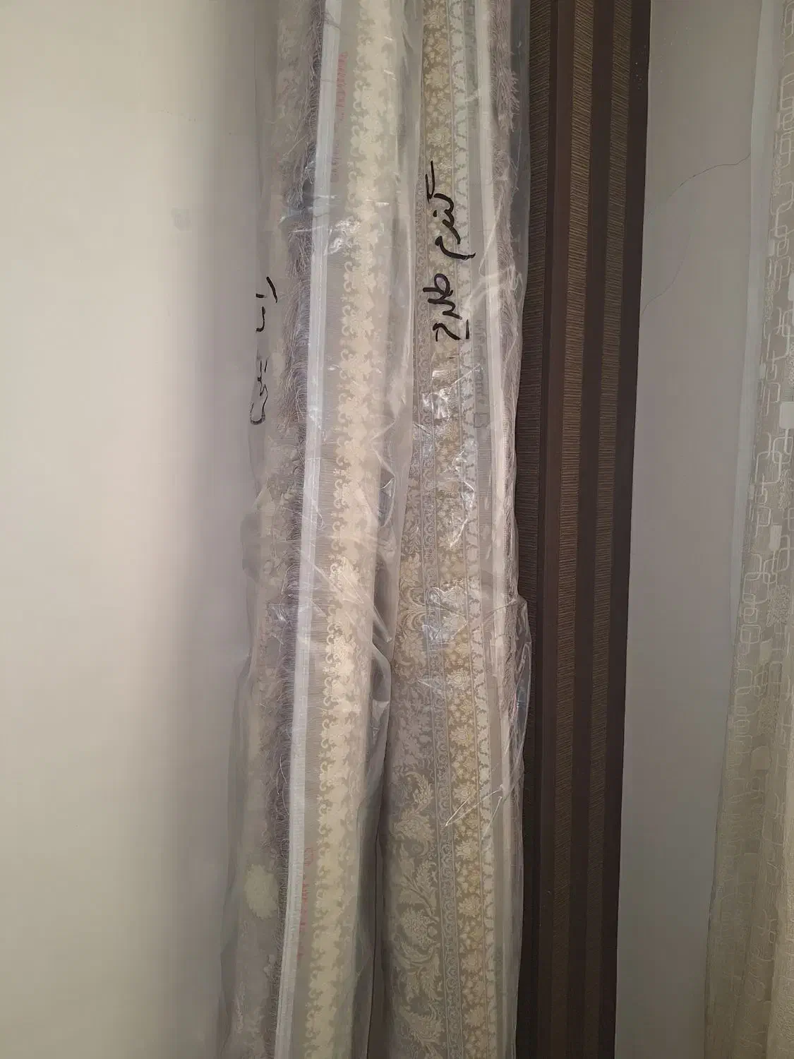 ۴تخته فرش ۹متری اکبند نونو ۱۲۰۰شانه گلبرجسته|فرش|پردیس, فاز ۳|دیوار