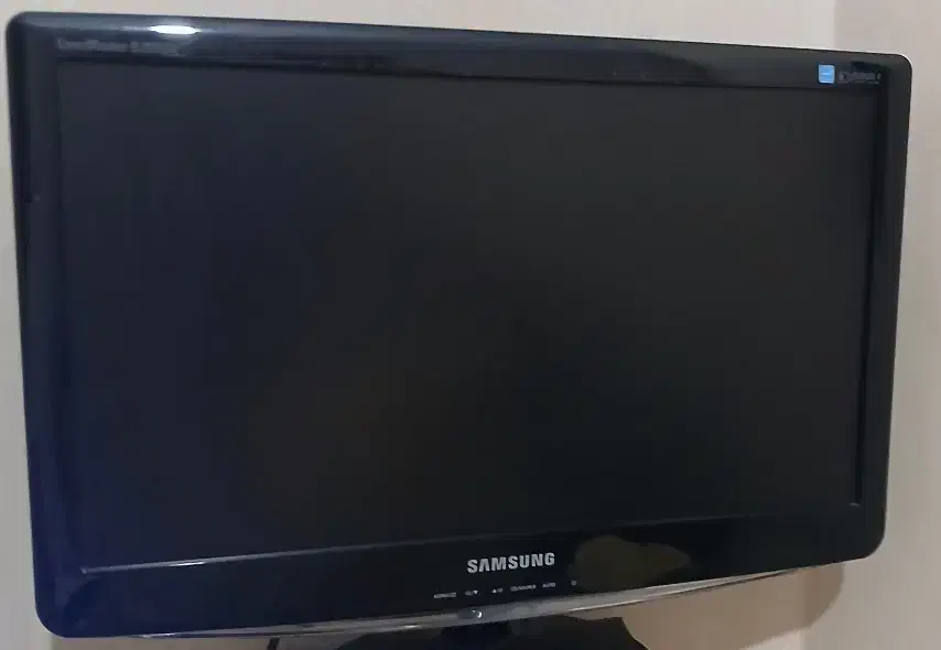 مانیتور سامسونگ ۲۰ اینچ samsung|قطعات و لوازم جانبی رایانه|تهران, جیحون|دیوار