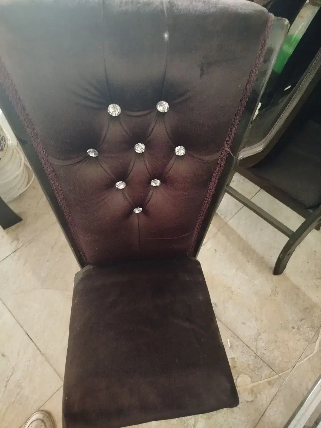 تعدادی صندلی مبلی مرغوب|صندلی و نیمکت|کرمانشاه, |دیوار