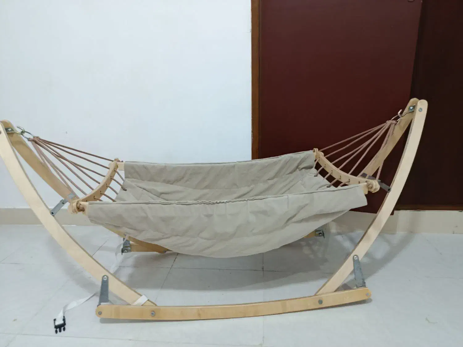 گهواره سنتی تاشو بچه|اسباب و اثاث بچه|کنارک, |دیوار