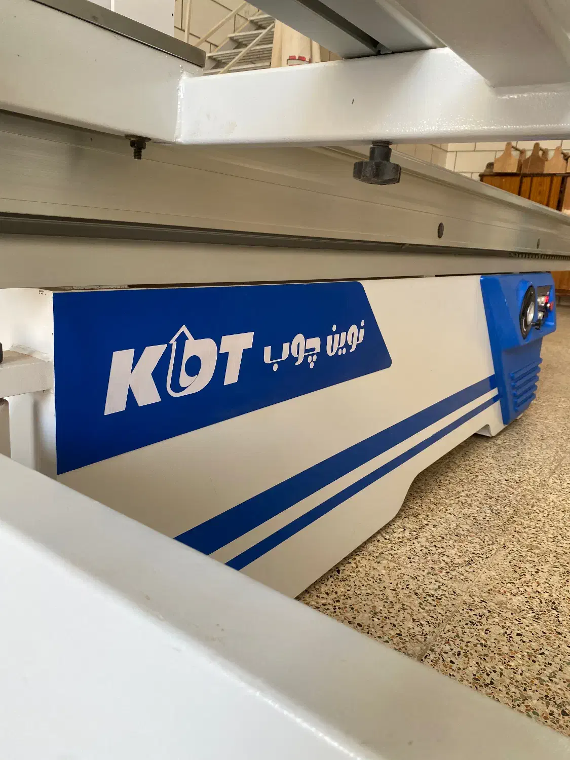 شاگرد ماهر و شاگرد نیمه ماهر برای کاردر کارگاه mdf|استخدام صنعتی، فنی، مهندسی|شهرکرد, |دیوار