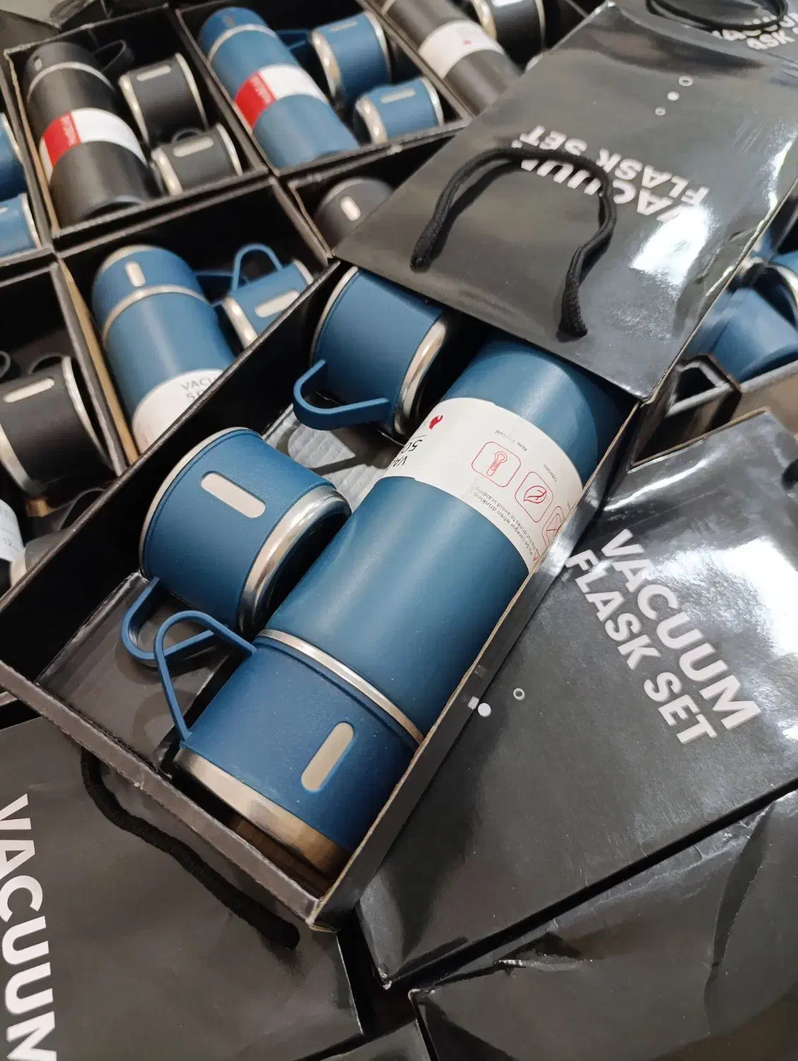 فلاکس سه لیوانه قیمت باور نکردنی|ظروف نگهدارنده، پلاستیکی، یکبارمصرف|دره شهر, |دیوار