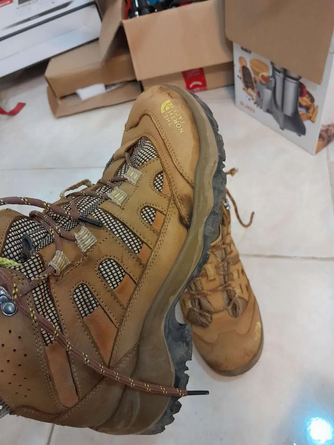 کفش نورث فیس کوهنوردی|کوهنوردی و کمپینگ|یزد, |دیوار