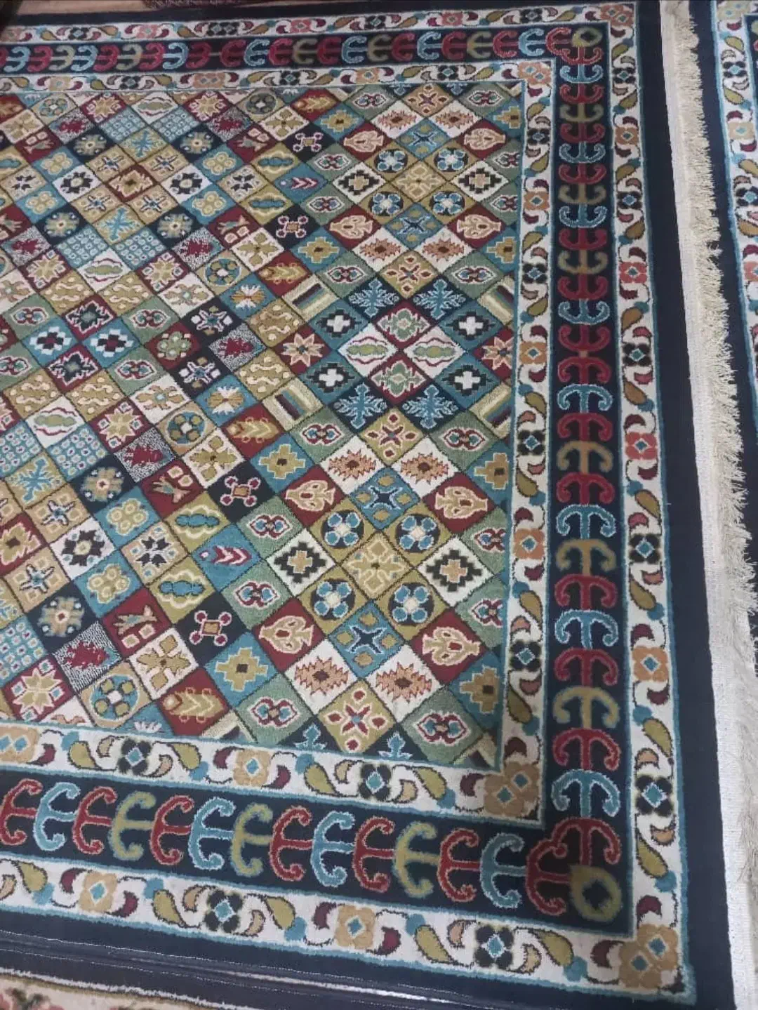 فرش و پشتی|فرش|ماسال, |دیوار