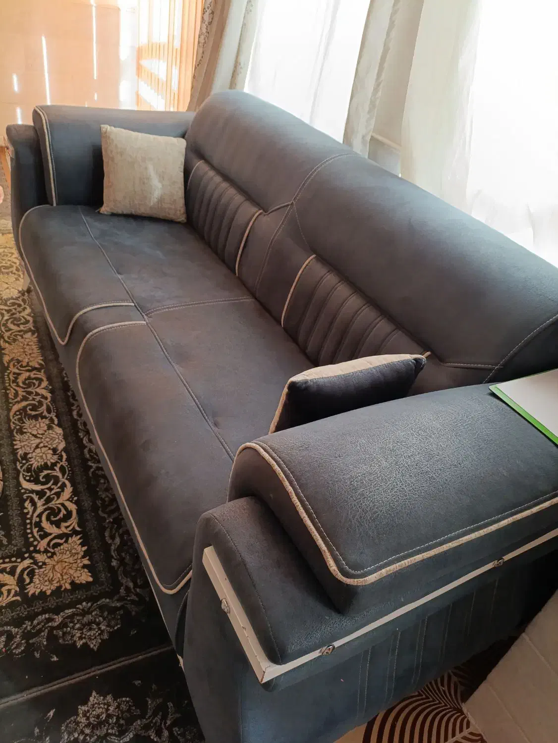 یکسال کارکرد.سالم و محکم.مختص با سلیقه ها|مبلمان خانگی و میز عسلی|یزد, |دیوار