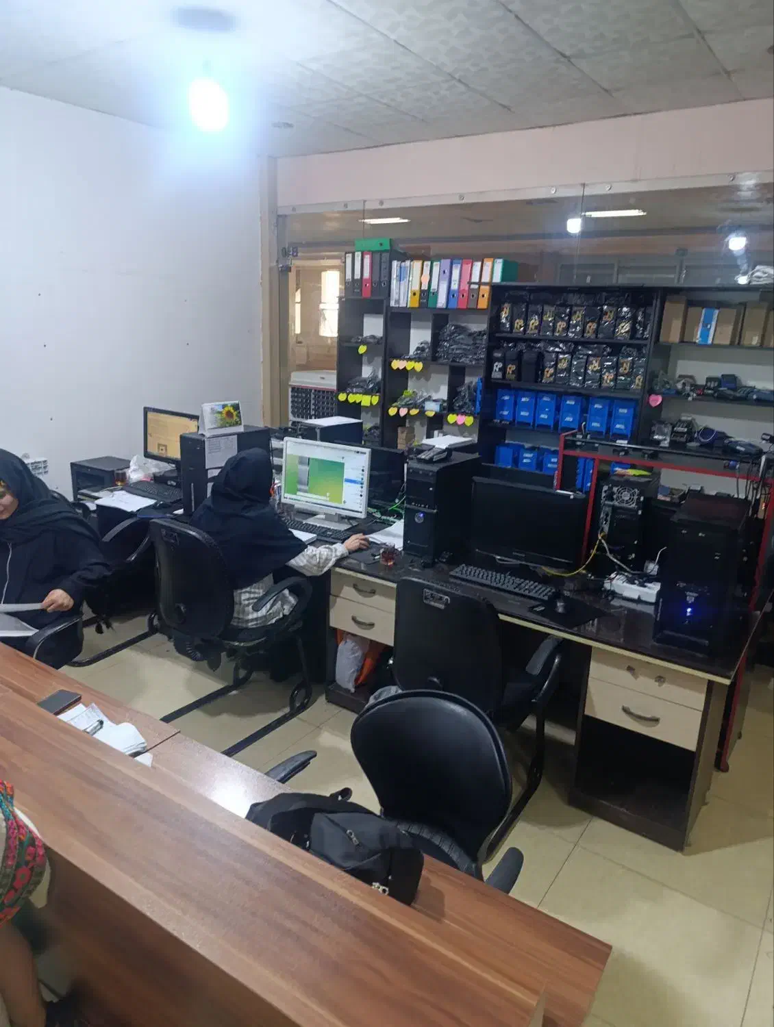 استخدام همکار منشی کارمند اداری دفتری کارتخوان|استخدام اداری و مدیریت|مشکیندشت, |دیوار