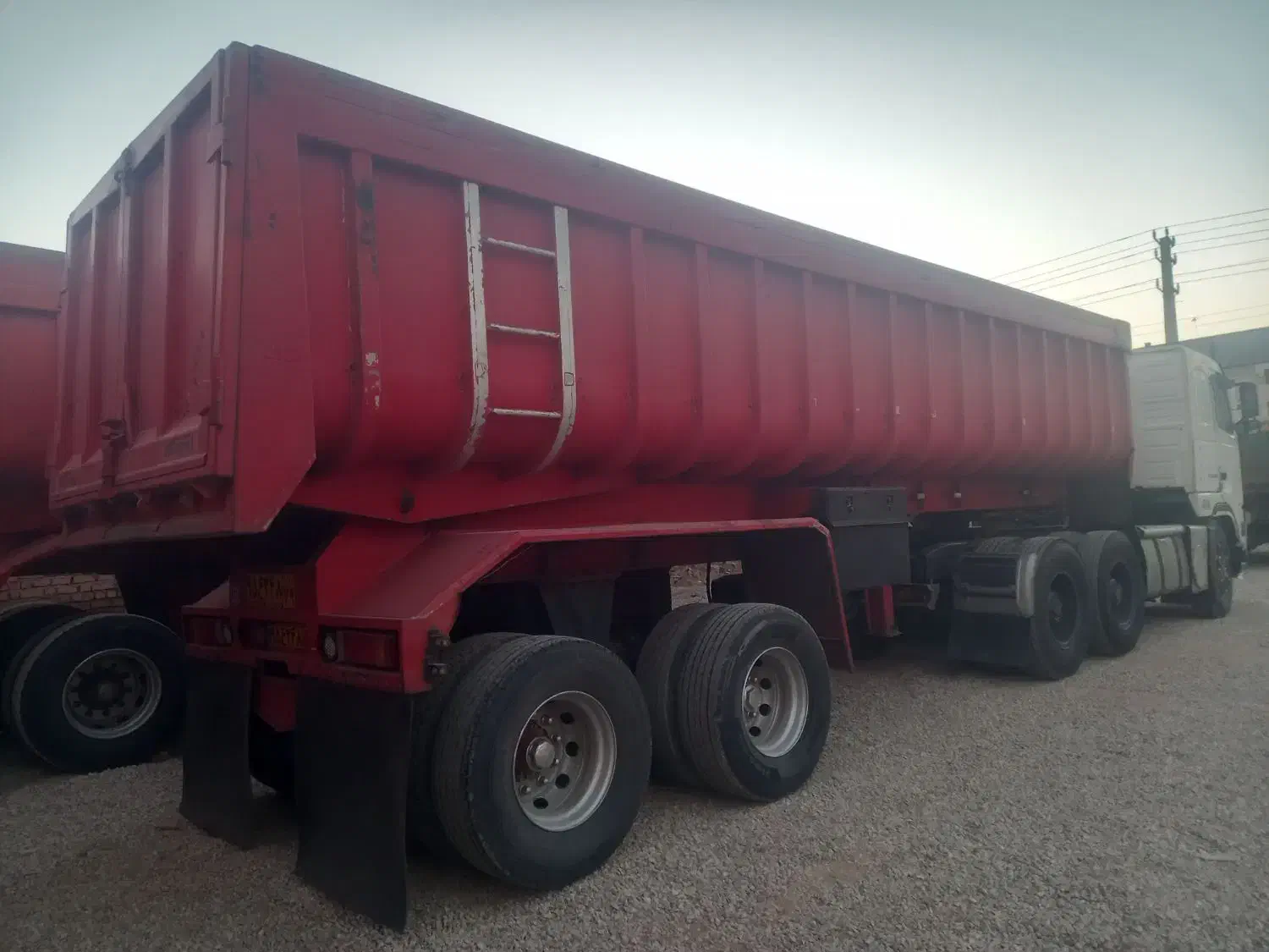 ولوو و تریلی کمپرسی جفت اچ ۱۶|خودرو سنگین|آفتاب, |دیوار