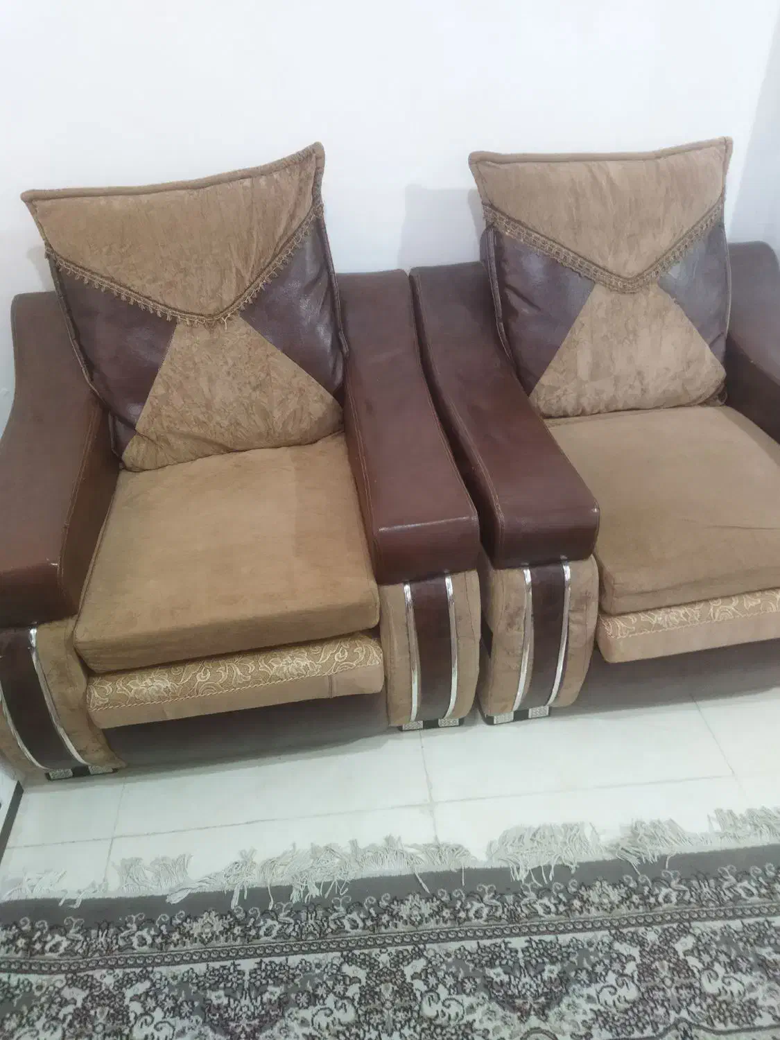 مبل ۷نفره کارکرده زیر قیمت فقط یک میلیون|مبلمان خانگی و میز عسلی|رشت, یخسازی|دیوار