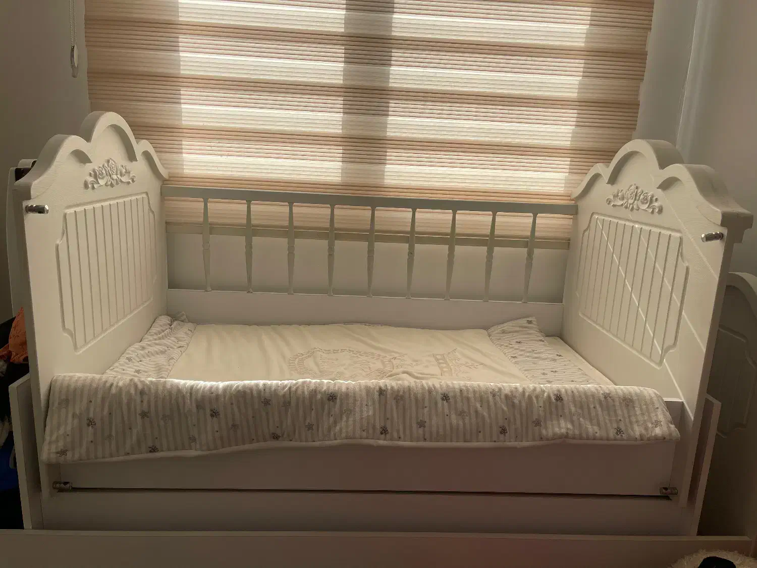 تخت گهواره ای کودک با تشک|تخت و سرویس خواب|مشهد, الهیه|دیوار