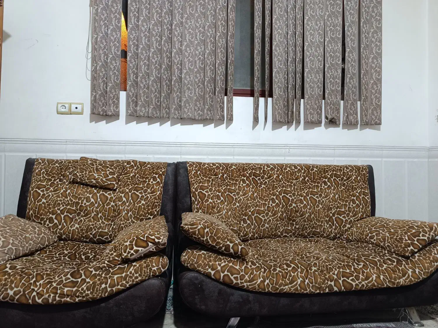 مبل 7نفره تمیز|مبلمان خانگی و میز عسلی|تفت, |دیوار