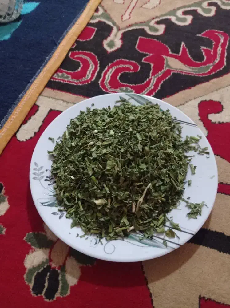 تره و کارده کوهی|خوردنی و آشامیدنی|مارگون, |دیوار