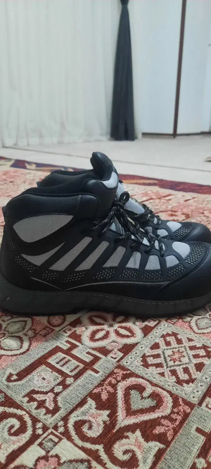 کفش ایمنی مهندسی|کیف، کفش، کمربند|ایلام, |دیوار