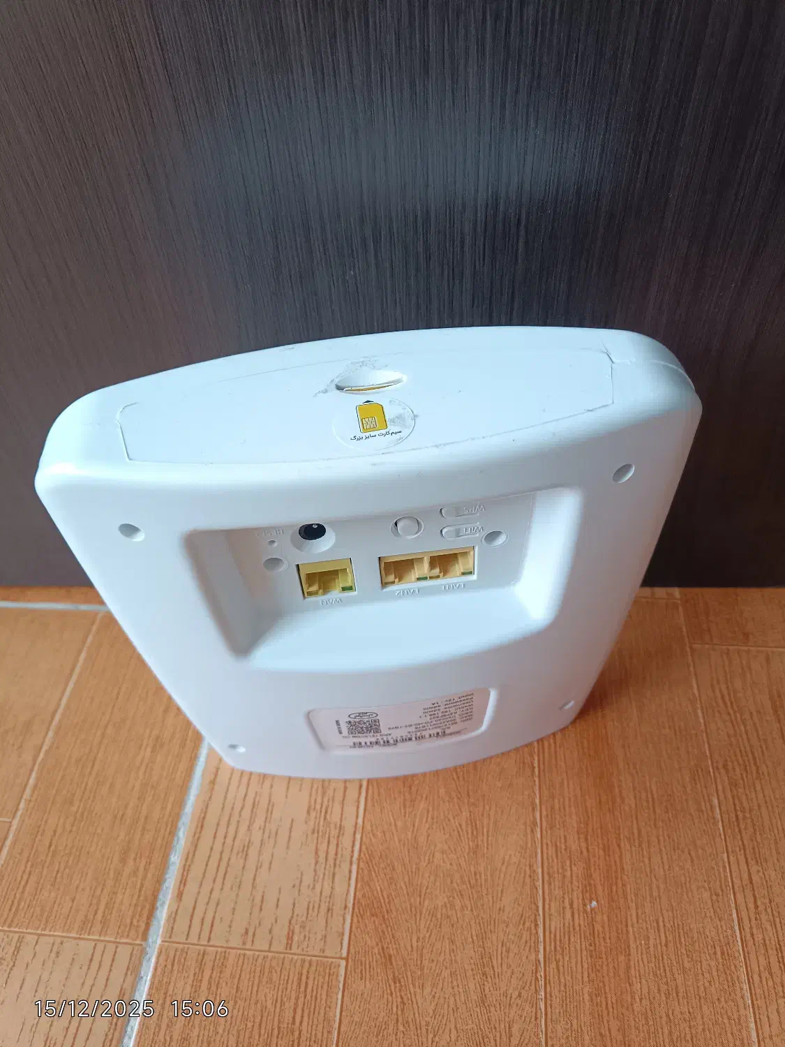 فروش مودم ایرانسل سیم کارت خور وقابل جابجایی|مودم و تجهیزات شبکه|یزد, |دیوار